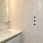 In With Sea Views Apartment