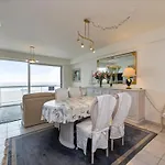 Apartment In With Sea Views Blankenberge