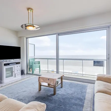 In With Sea Views بلانكنبرخ