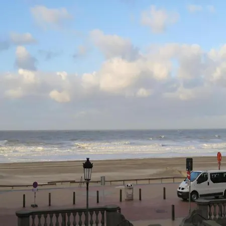 Daire In With Sea Views *