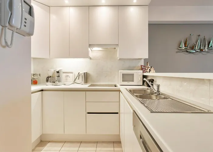 In With Sea Views 公寓 *