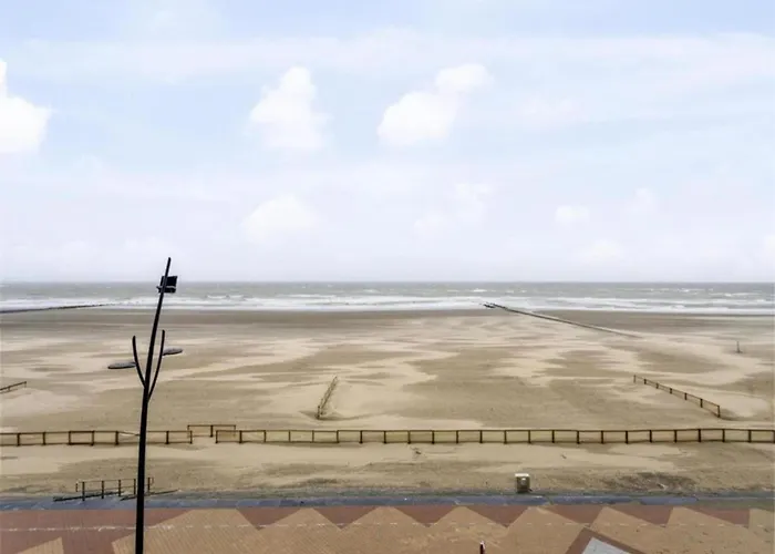 In With Sea Views 布兰肯贝赫